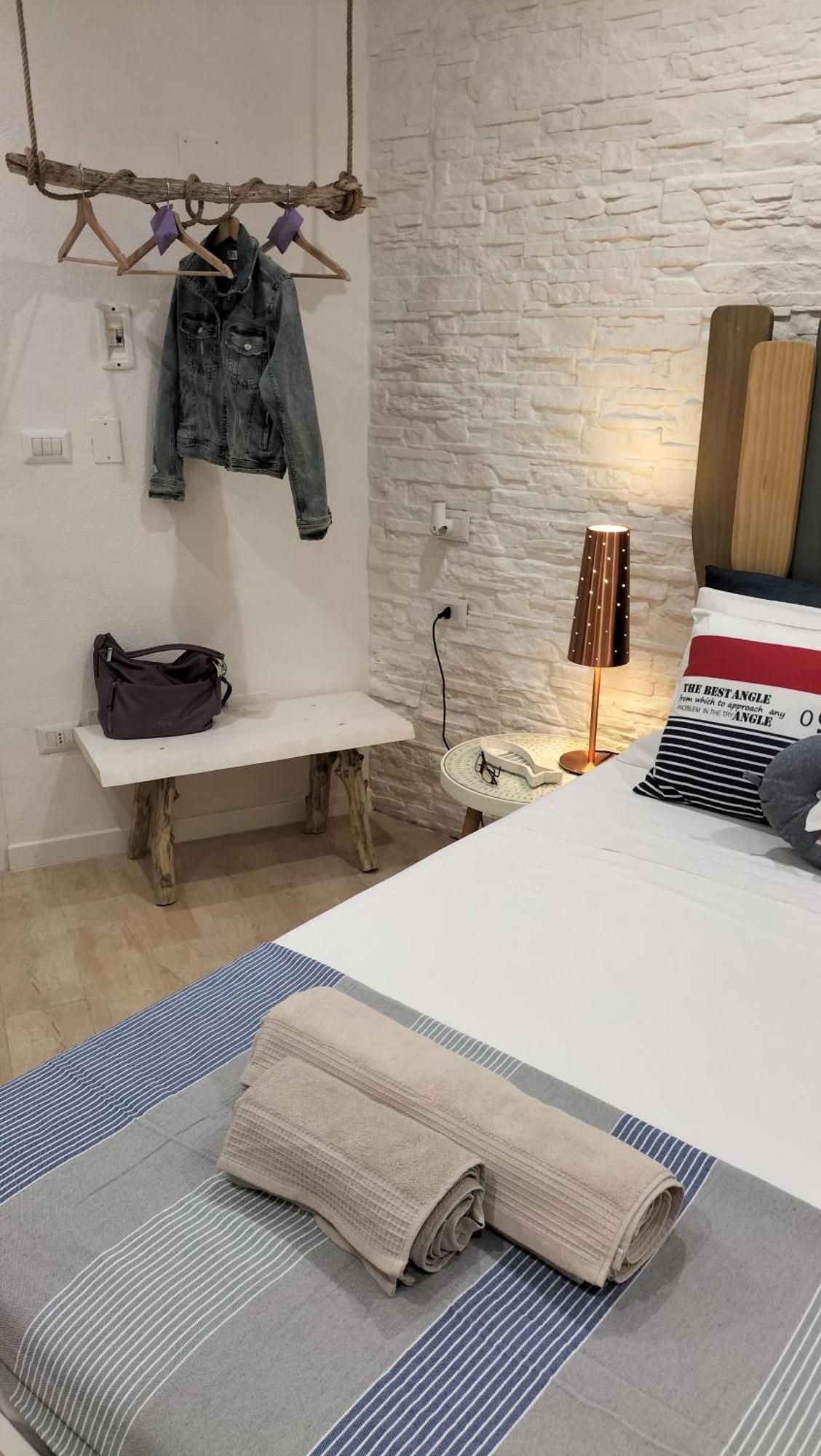 Apartamento Il Pesciolino Coraggioso Bari Exterior foto